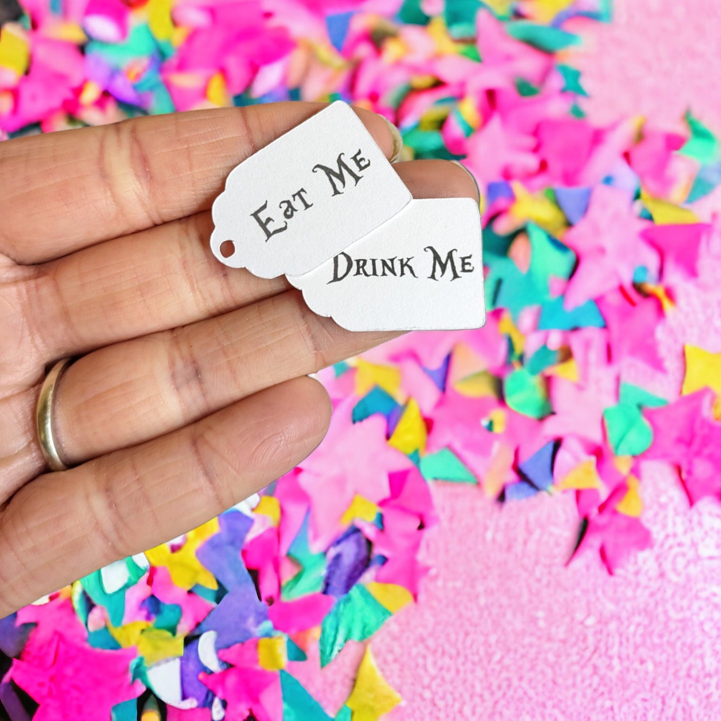 50 Eat Me Drink Me Tags