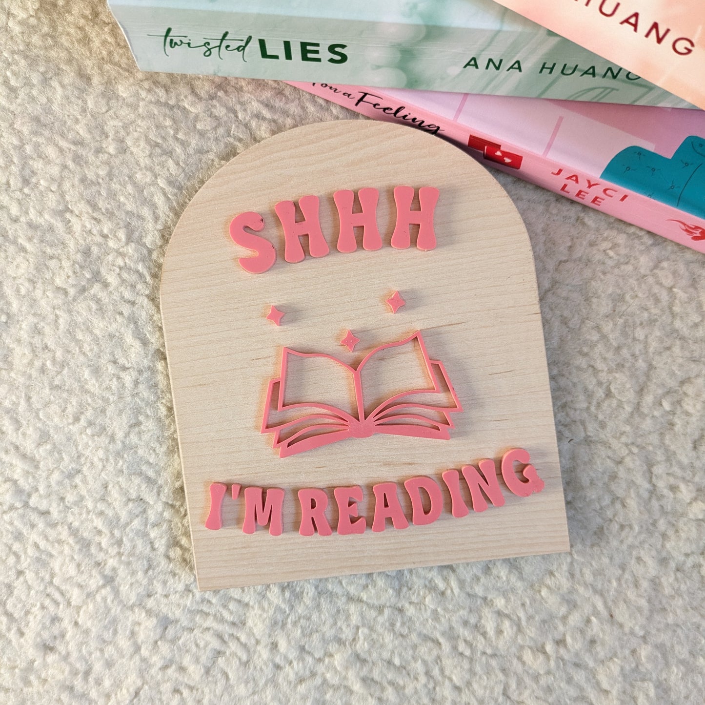 Shhh I'm Reading Sign