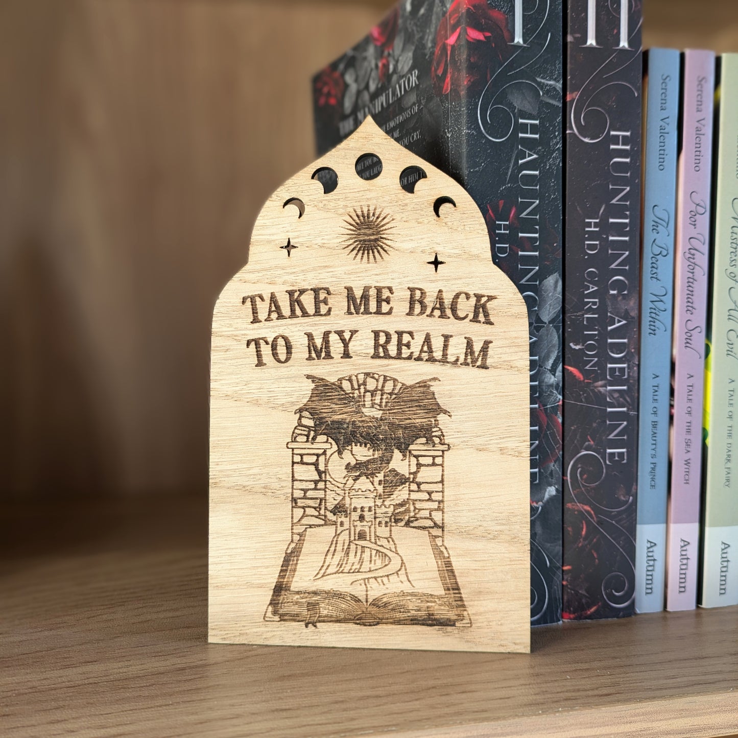 My Realm Oak Bookshelf Sign